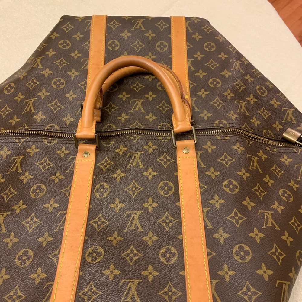 Sold Authentic Louis Vuitton Keepall 55 - Picture 4 of 8